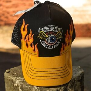 Von Dutch flames trucker hat